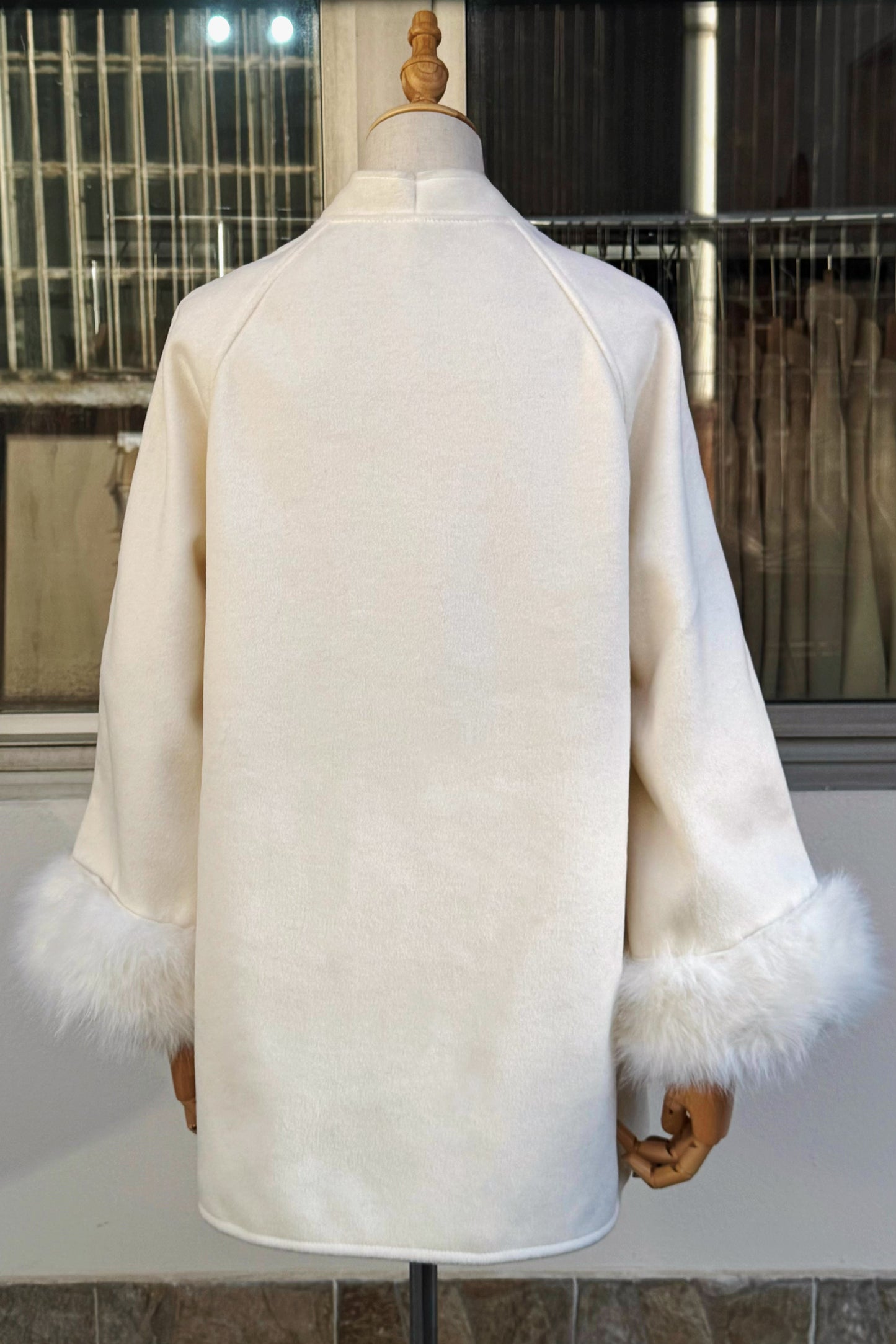 Cappotto con Pelliccia "Cigno"